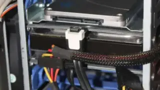 7043