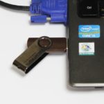 USBメモリを差しっぱなしにしていた時に起こる問題と対処方法