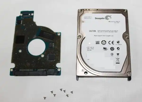 HDDコントローラ