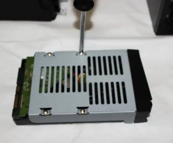 ハードディスクの取り出し