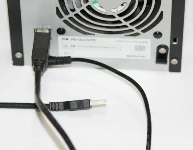 RAIDのUSBケーブル