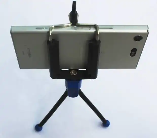 小型のコンピューター装置