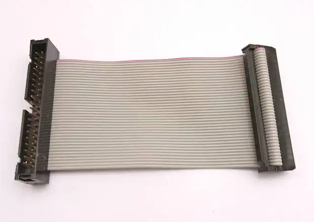 ハードディスクの方式の変換ケーブル