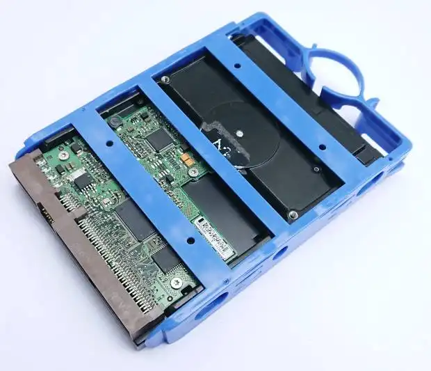 IDEのハードディスクドライブ