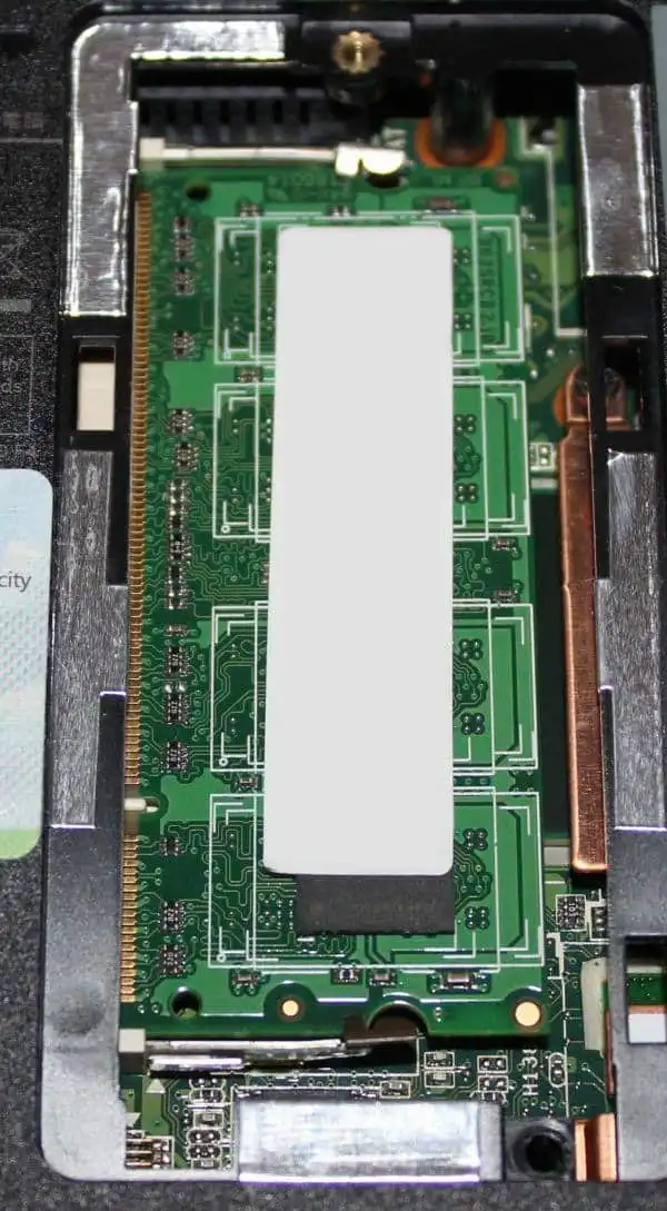 メモリソケット