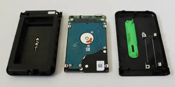 ポータブルハードディスク