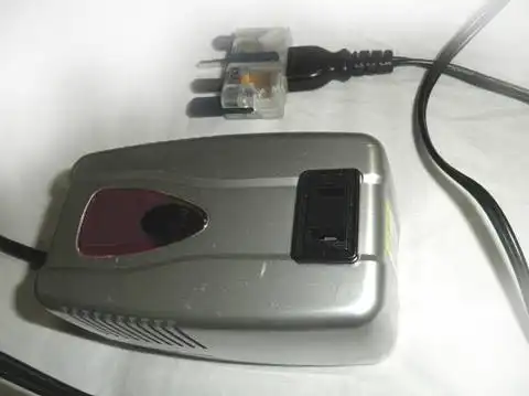 全世界共通変圧器