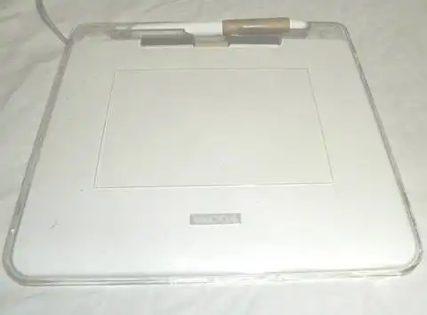 ペンタブレット