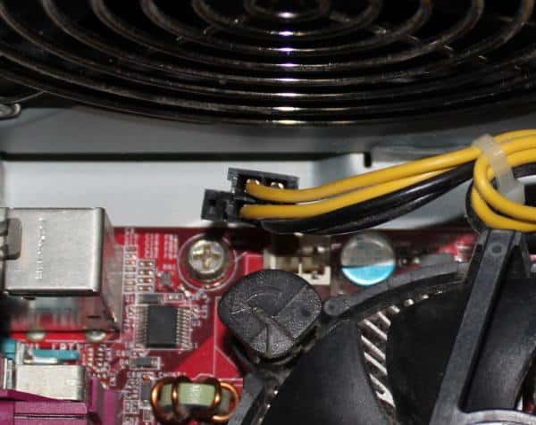 のPCI Express電源コネクタ
