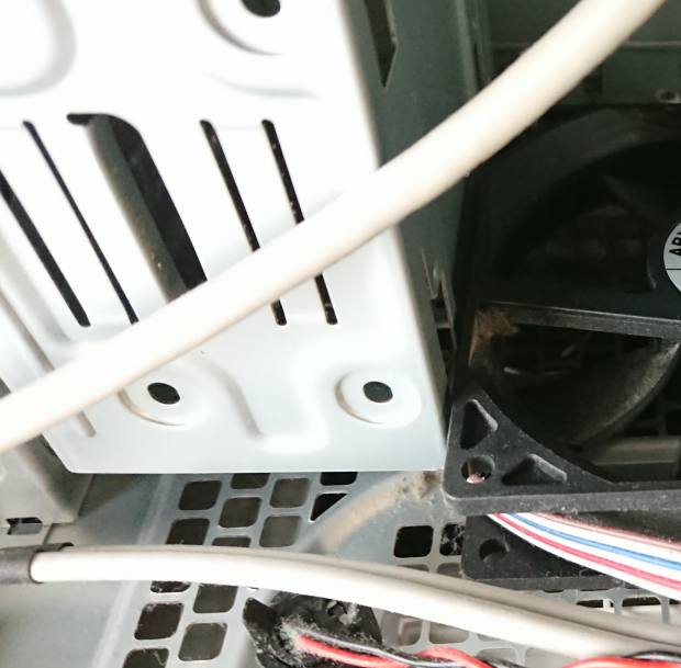 PC内部のコード