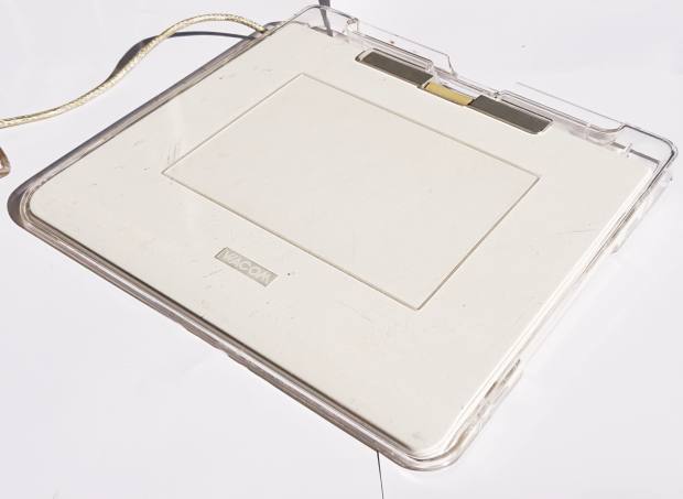 ペンタブレット ペンタブレット