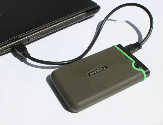 ポータブルHDDのデータへのアクセス