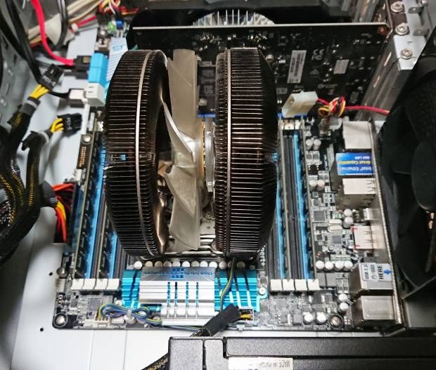 パソコンの本体の内部