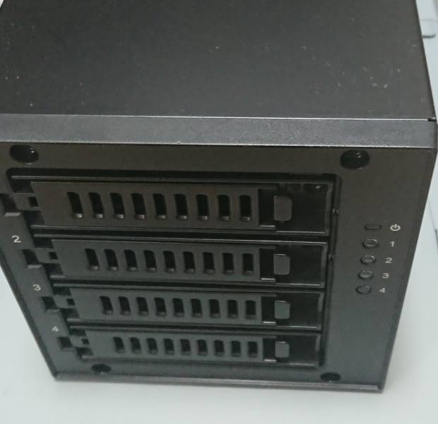 RAIDの製品