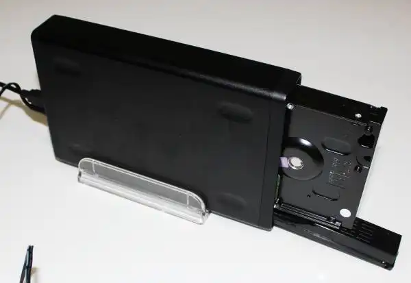 HDケースに差し込み
