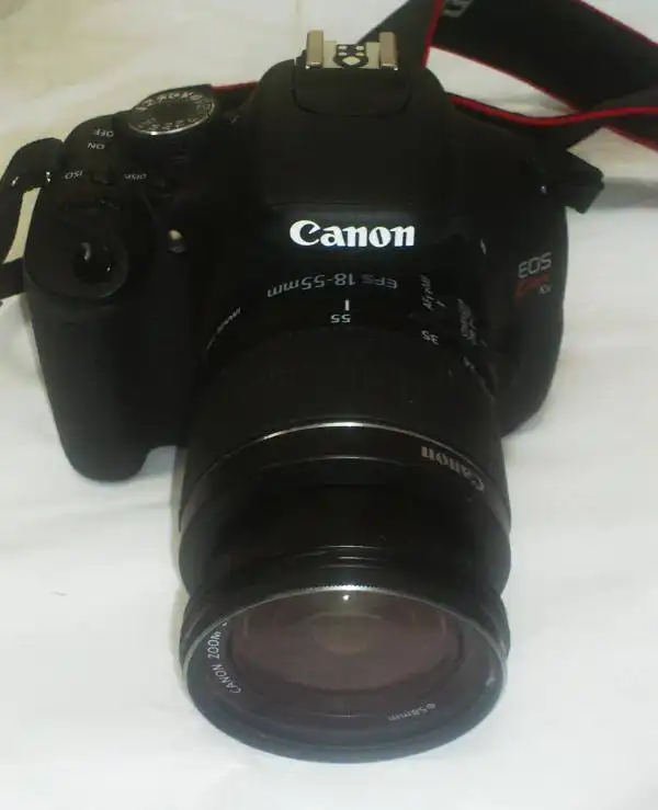 デジタル一眼レフカメラ