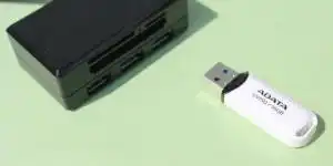 USBメモリ