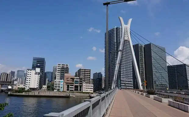 都市のビル街