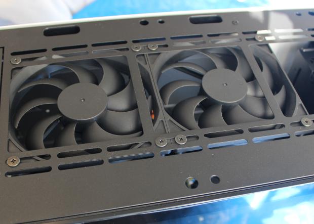 デスクトップパソコンの冷却ファン デスクトップパソコンの冷却ファン