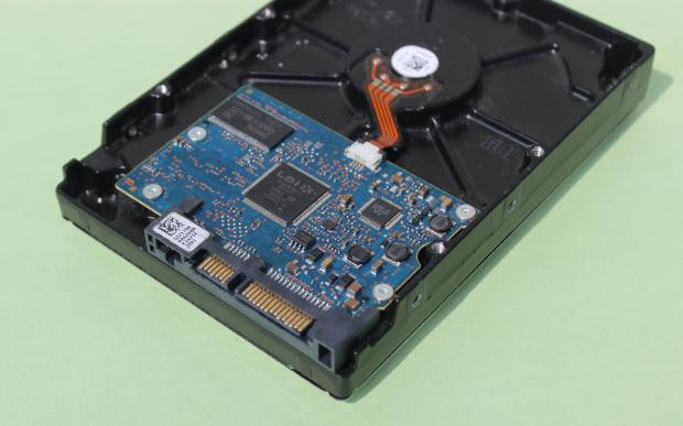 ハードディスクのインターフェース