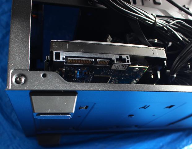 ハードディスクの付け替え ハードディスクの付け替え