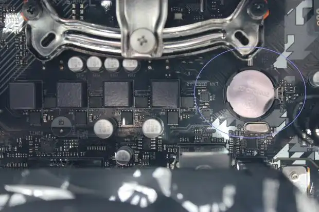 マザーボードのリチウム電池