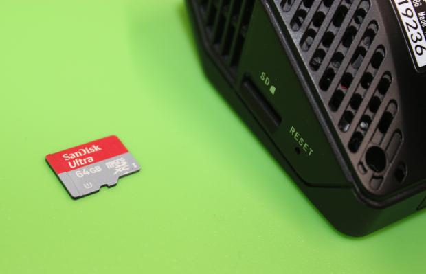 ドライブレコーダーのSDメモリーカード