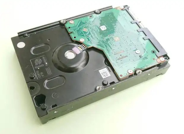 SATA方式のハードディスクドライブ