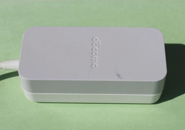 スマートフォンのACアダプター スマートフォンのACアダプター