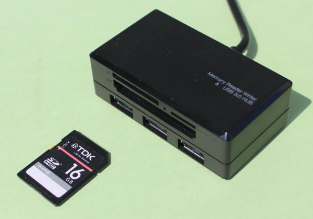 TDK製のSDカード