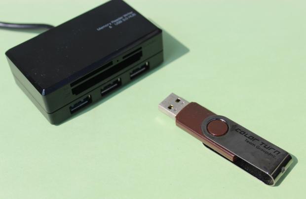 TeamのUSBフラッシュメモリ