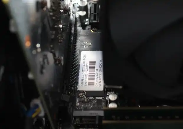 THIRDWAVEのNVMe SSD