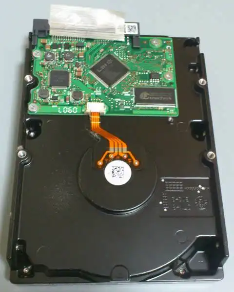 取り外したHDD