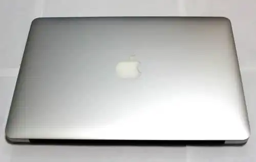 MacBook