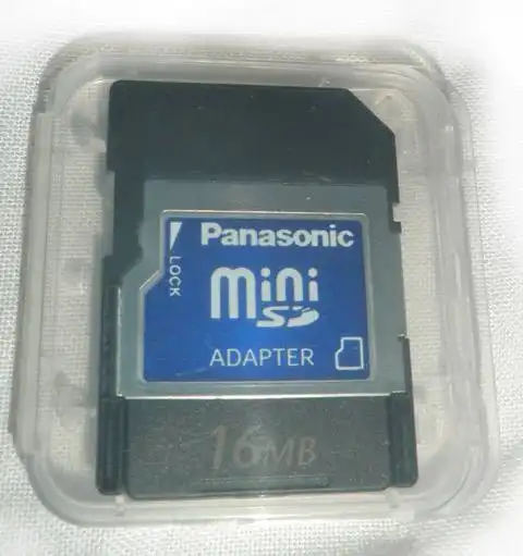miniSDメモリーカード