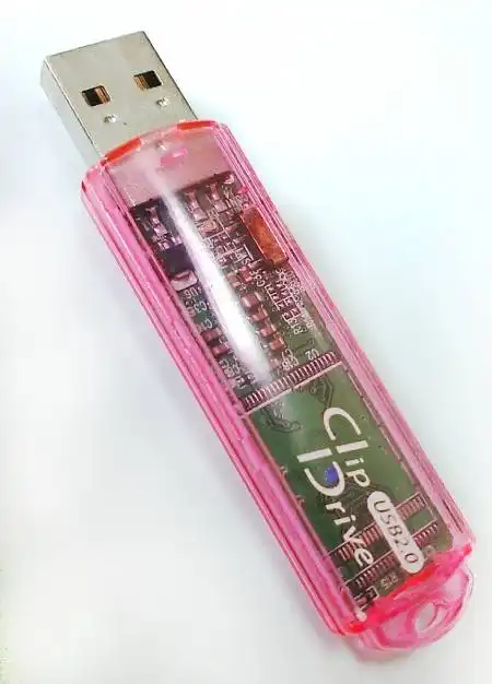 USBメモリー