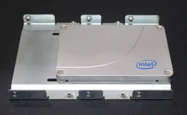 INTELのSSD