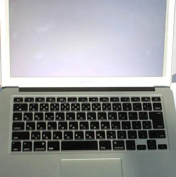 Macのノートパソコン