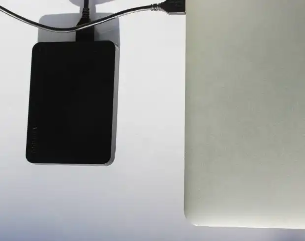 MacパソコンへのHDDの接続
