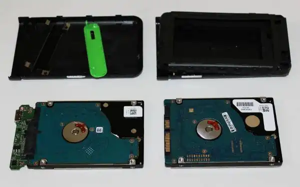 ハードディスクの換装作業