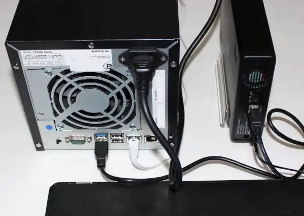 NASのバックアップ