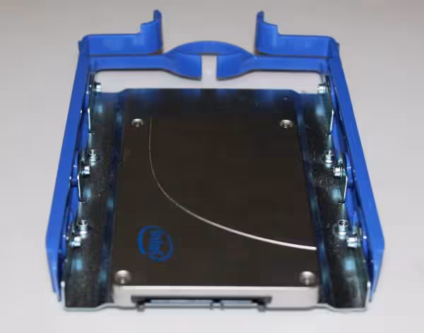 ソリッドステートドライブ ソリッドステートドライブ