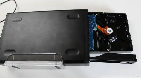 外付けHDDケース 外付けHDDケース