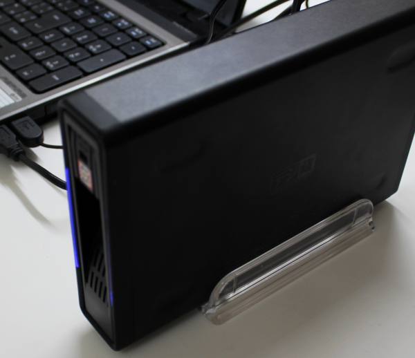 外付けHDDケースに取り付け 外付けHDDケースに取り付け