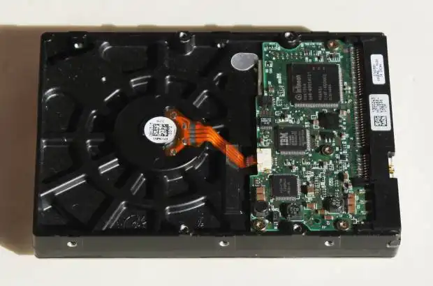 IDE方式のハードディスク