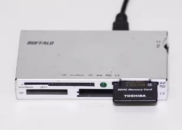 SDカードリーダー