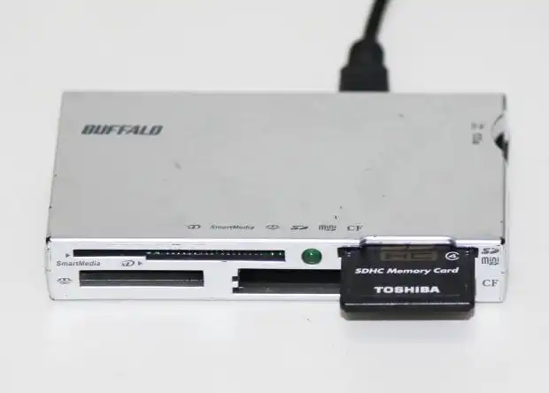 SDカードリーダー