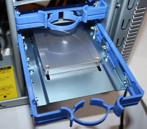 SSDの取り付け