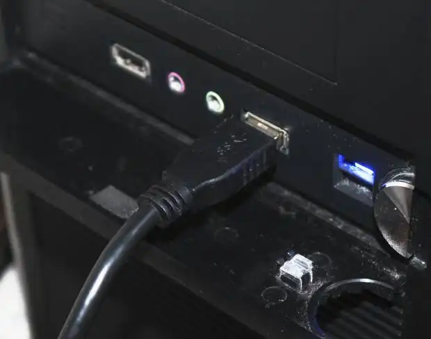 USBポートへの接続